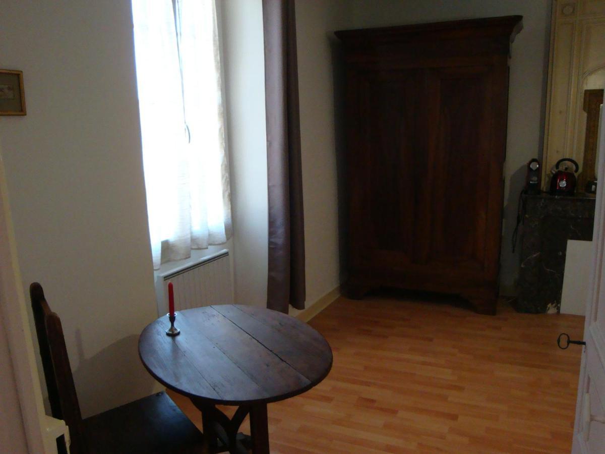 Suite indépendante à la campagne Saint-Aigulin Extérieur photo